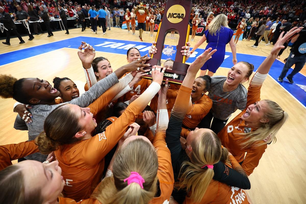 Texas wins 2023 DI women's volleyball championship